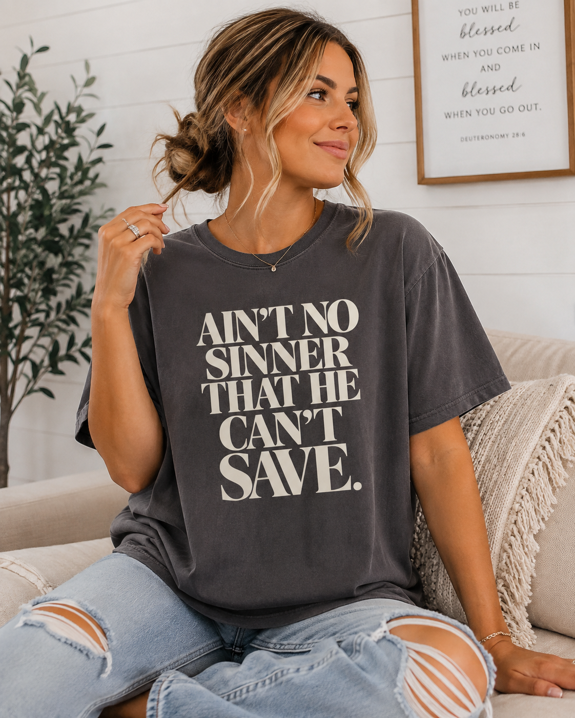 Ain't No Sinner That He Can't Save Tee